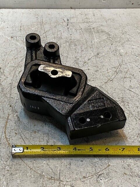 Engine Motor Mount Insulator for Dodge Ram 1500 | 1438A | 692A8 | 692AB