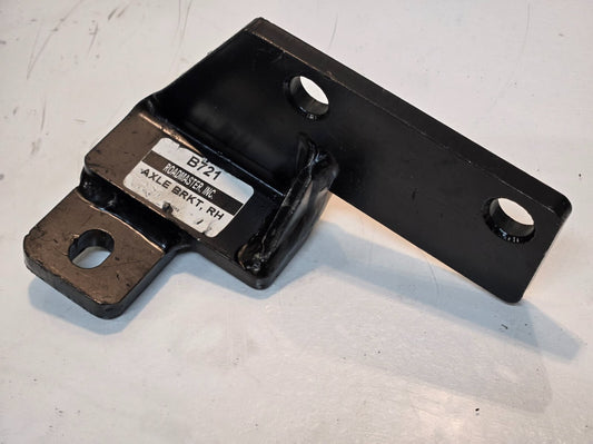 Roadmaster B721 Axle Bracket RH for Sprinter Van | 7" x 5-1/2" x4"