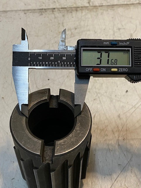 Shell Reamer 4" Long 2-1/2" Wide 37mm ID 70mm OD 16-Teeth