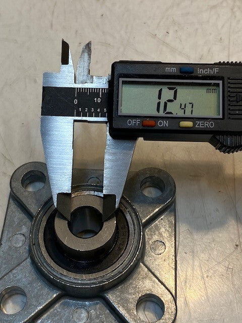 3 Quantity of Dayton 1F552 Ball Bearing Flange Units (3 Quantity)