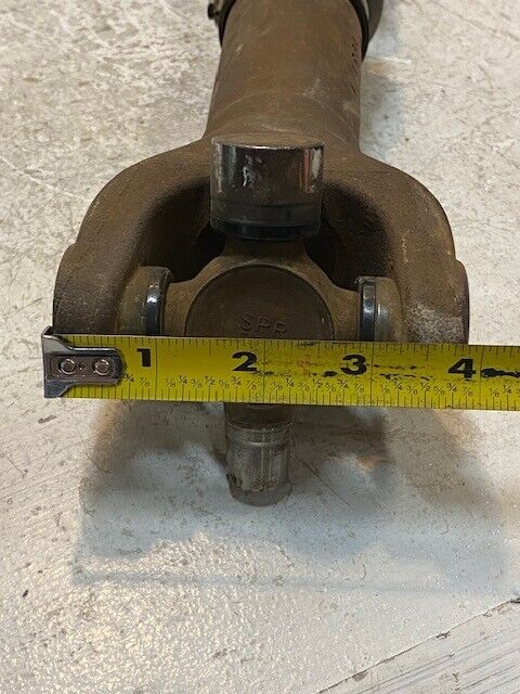 Spicer Driveshaft P52105866AB | 921782-1924 | TYAPH268146010 | 35-1/2" Long