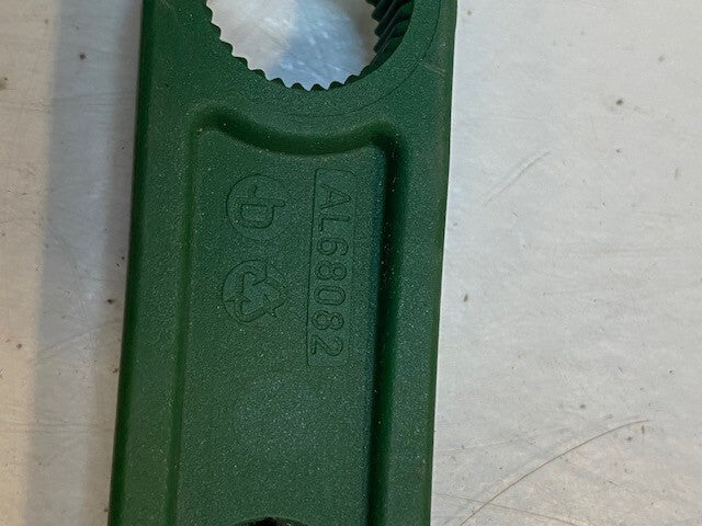 John Deere AL68082 | 930208L | Lever 6" Long 19mm Bore