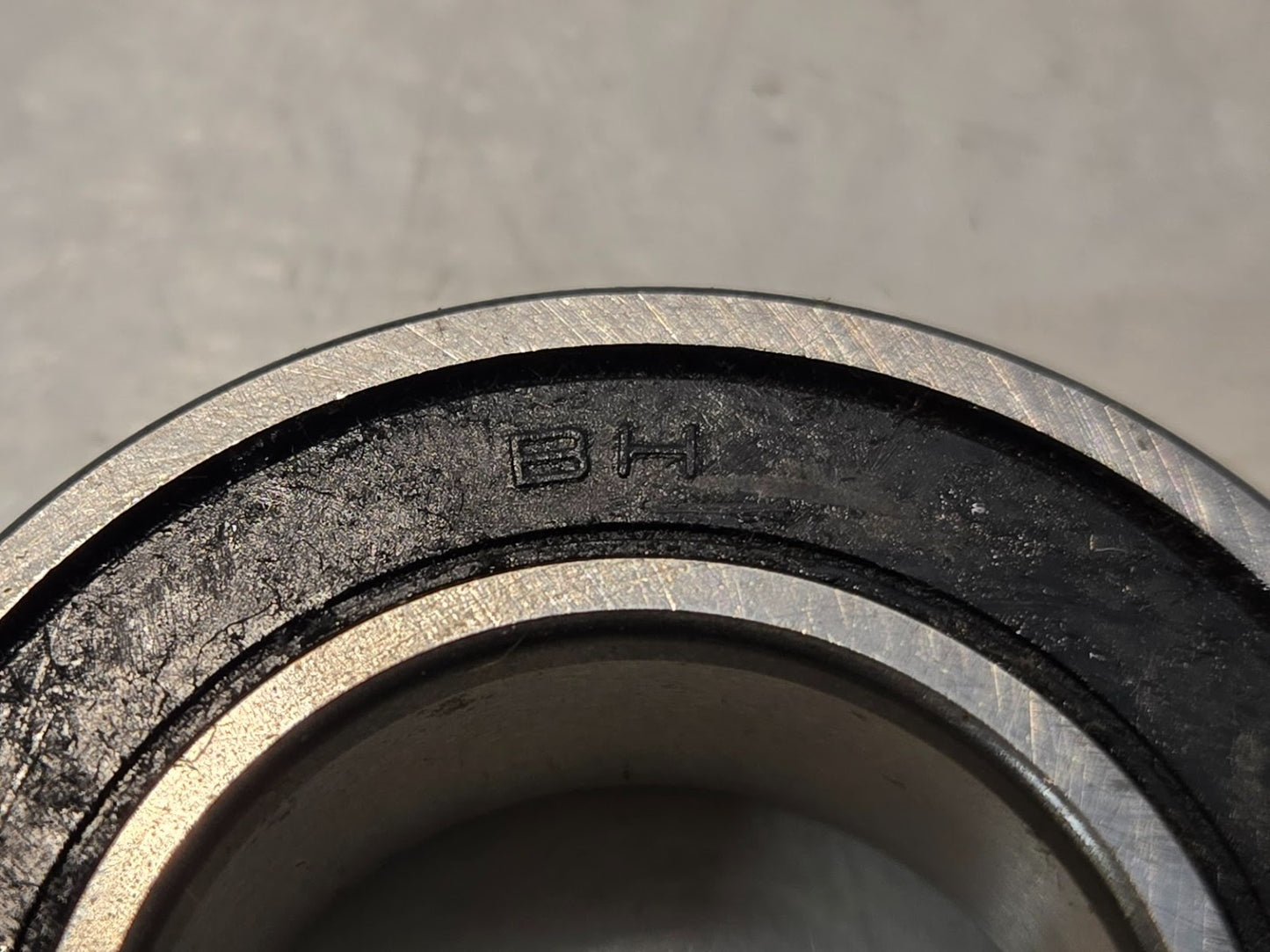 3 Quantity of BH Ball Bearings 6005-RS | 47 mm OD 25 mm Bore 12 mm Thick (3 Qty)