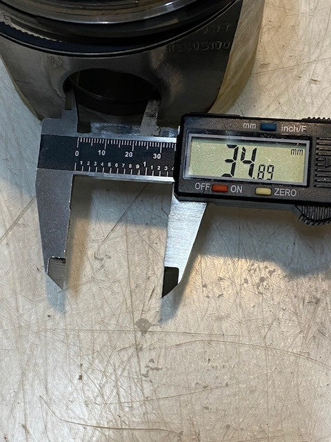 Piston Front RE505100 for John Deere | 106L21 A2 | 4" x 4" x 4" | 35mm Pin Hole