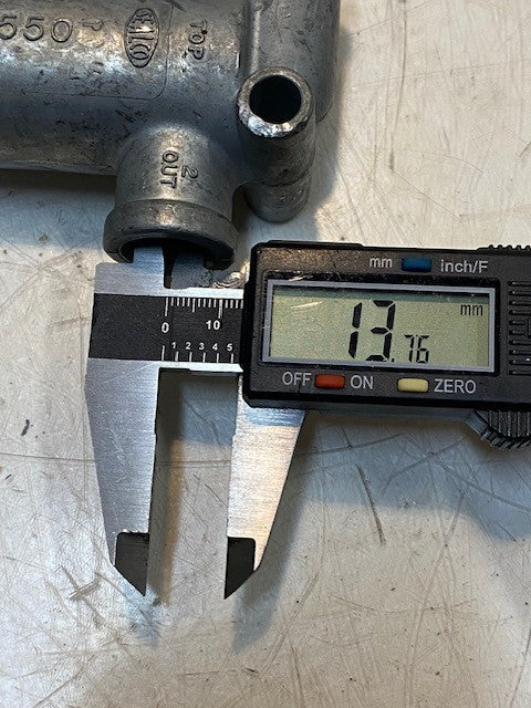 Sealco 2250 Air Brake Filter Valve 4" Long 14mm ID 9mm Holes