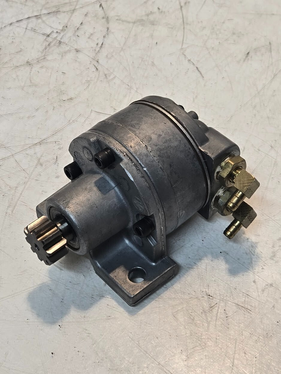 Oil Pump for Ridgid Threading Machine 62052 | 10 Tooth Sprocket 10mm Mount Holes