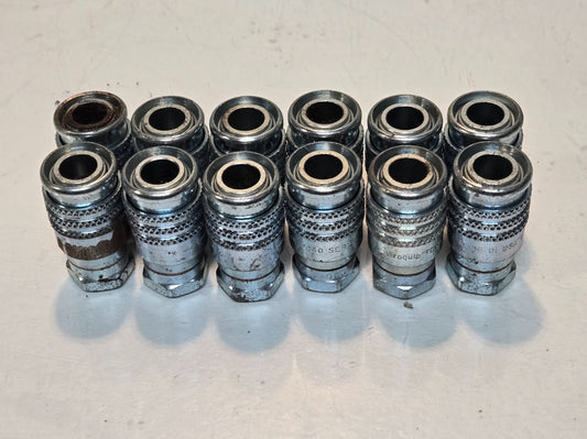 12 Quantity of Aeroquip FD40-200 1/4" Pneumatic Couplings 1/4" FPT (12 Quantity)
