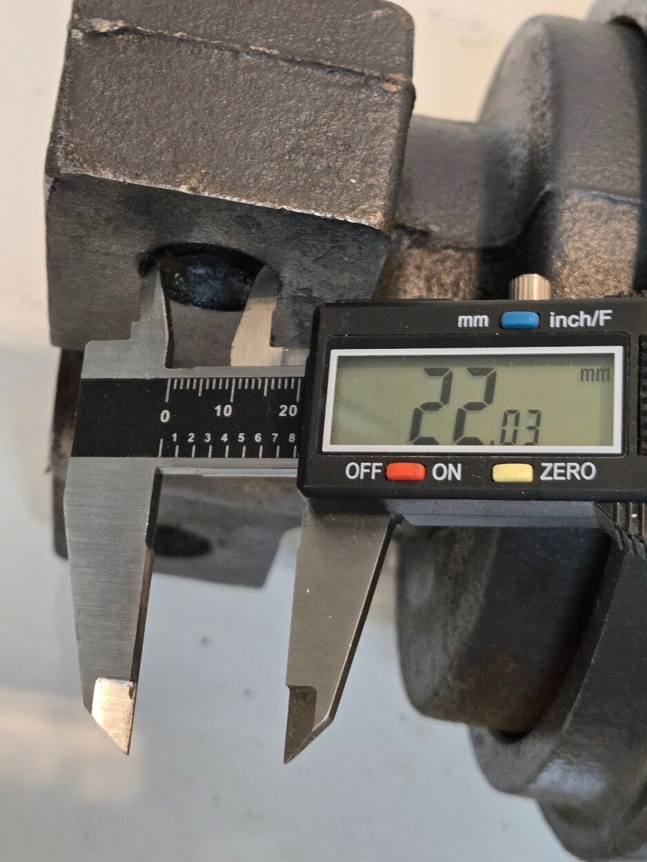 ITrac 80838 Track Roller L452 | 22mm Mounting Holes | 17" Wide 8-3/4" Diameter