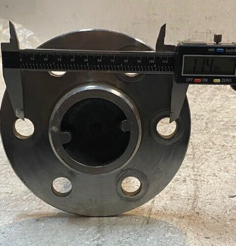 6-Lug Axle Shaft 6x115mm Bolt Pattern 34" Long 31-Spline 34mm Shaft Dia.