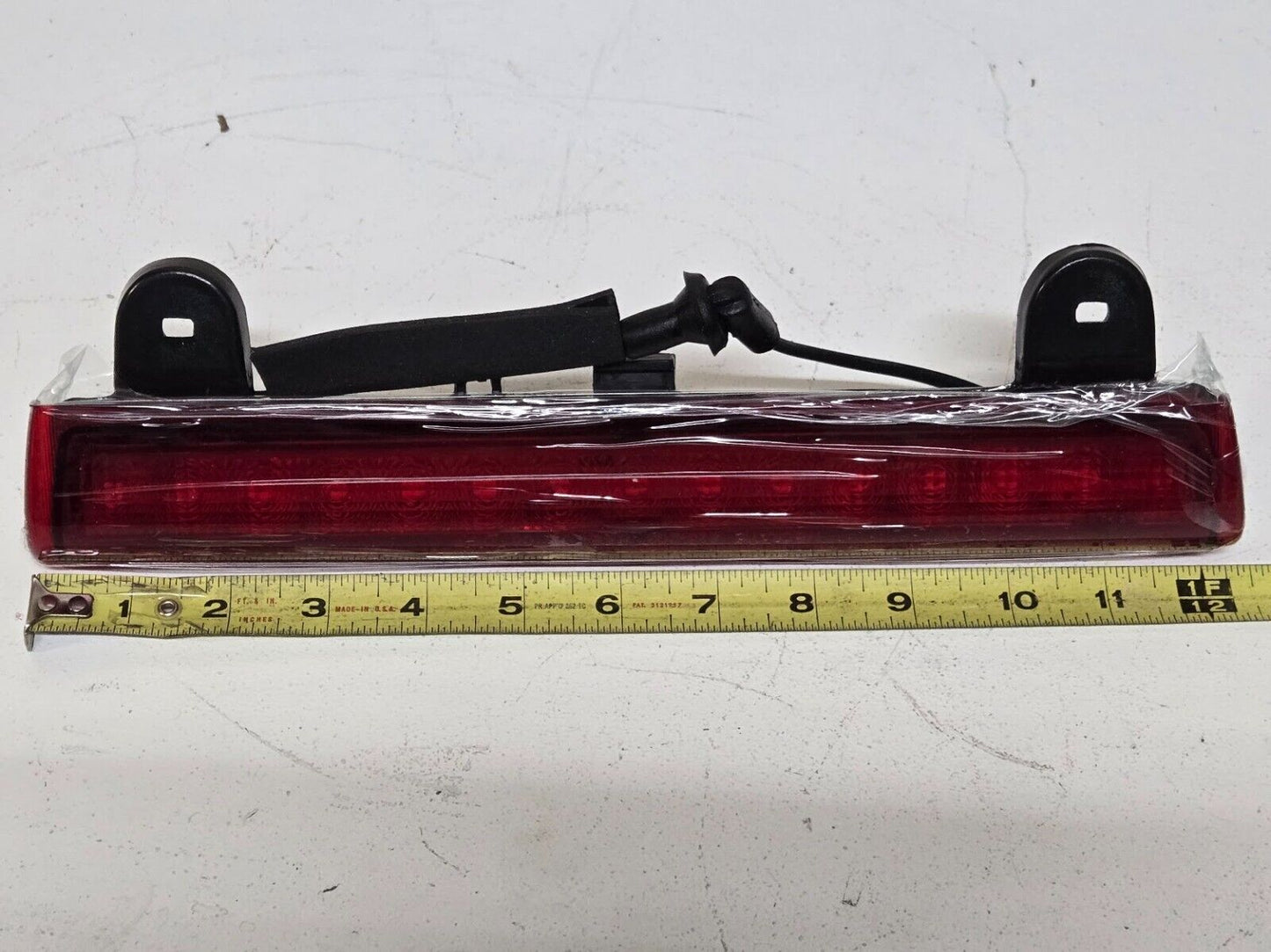 Dorman 923-203 Third Brake Lamp Assembly 019495122289