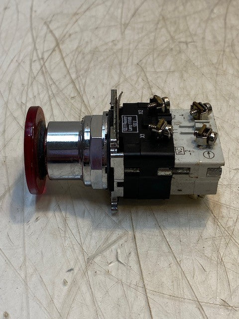 Eaton Cutler-Hammer Emergency Stop Push Button 120V Resistor Lamp 120MB C0805