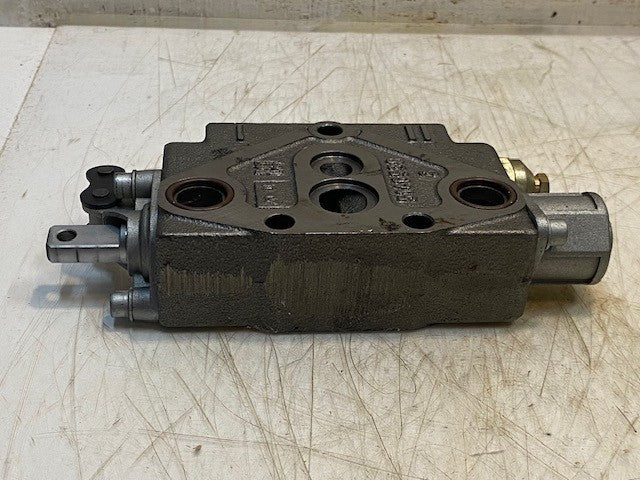 New Holland Hydraulic Remote Control Valve for Ford Tractor 5146538