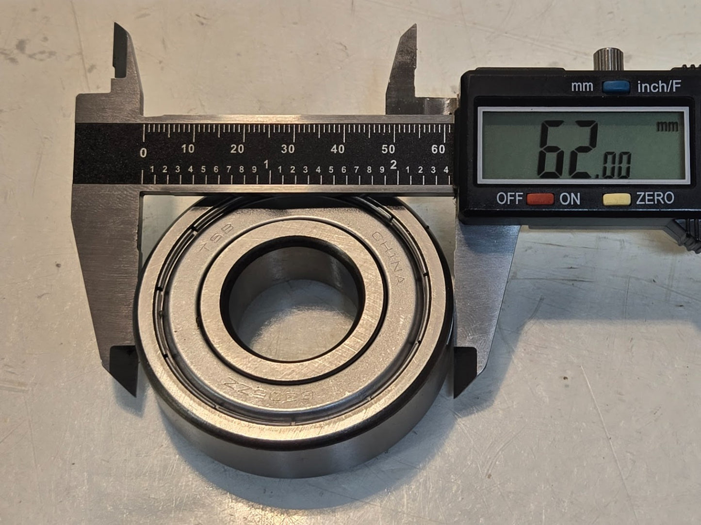 5 Quantity of Metal Shielded Ball Bearings 6305ZZ | 62 mm OD 25 mm Bore (5 Qty)