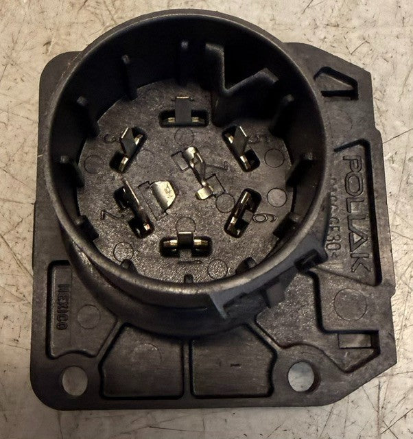 2 Quantity Pollak 7-Pole RV-Style Trailer Connector Sockets Electrical (2 Qty)