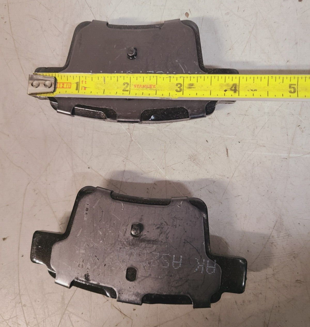 Akebono Proact Ultra Premium Disc Brake Pad Kit ACT1071