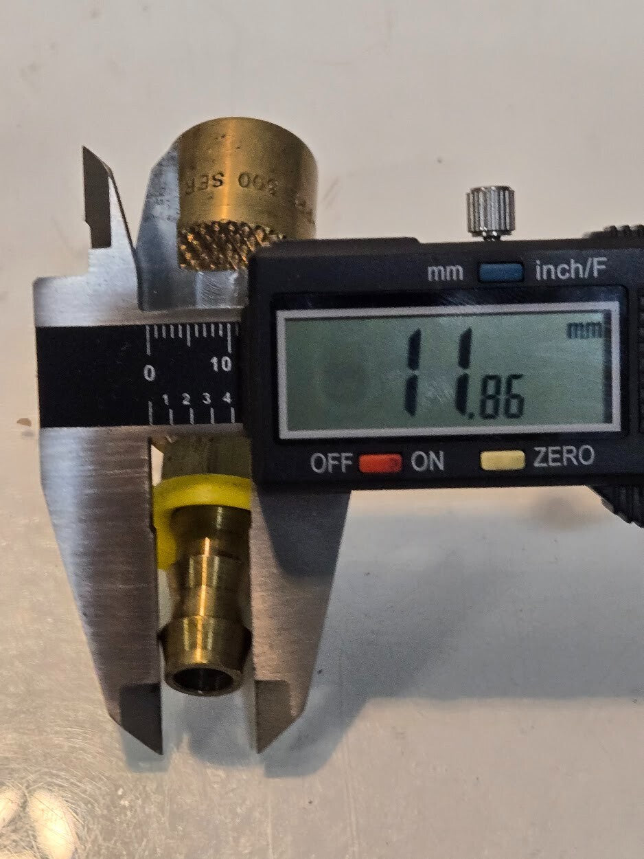 2 Quantity of PPE 300 Series 1/4" Quick Connect Couplings 3/8" Push-Lok (2 Qty)