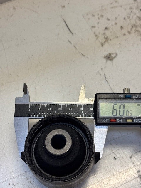 OEM Nissan Rear Suspension Bushing | 55045-4B000 | 55045-0M000