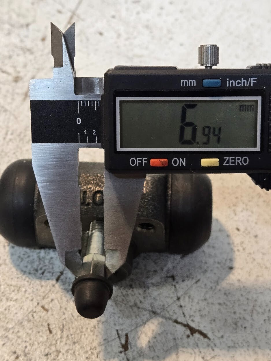 2 Quantity of Knott Brake Cylinders 27 1KN | 12 1KN (2 Quantity)