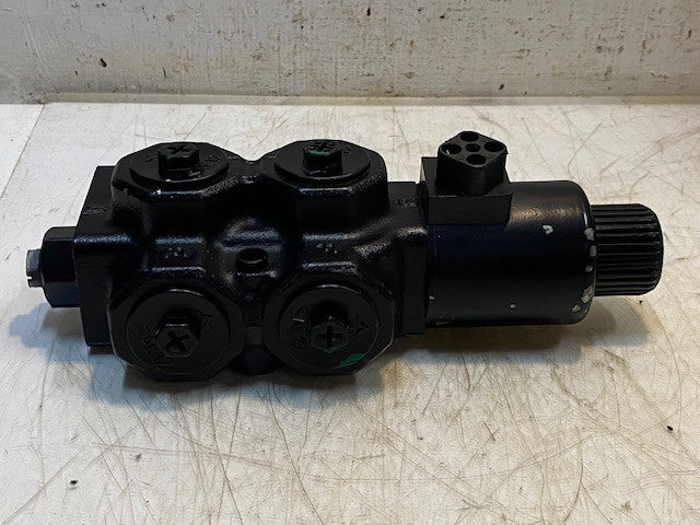 Walvoil Hydraulic Control Valve 7GH1520000 Solenoid Selector/Diverter