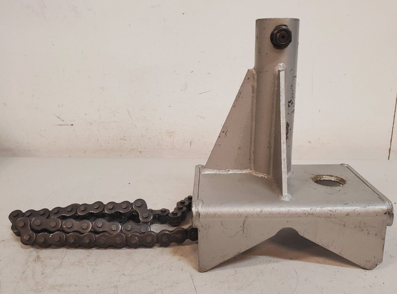 Fein Large Pipe Clamp Chain 8" x 5.5" x 10-1/4"