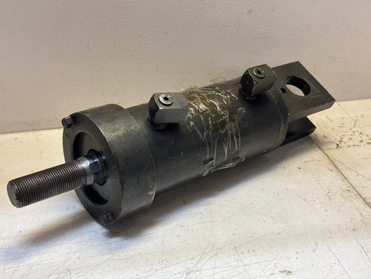 Forklift Tilt Cylinder 16" Length 4" Cylinder 1-1/4" Shaft | 2771810 | 26LEP