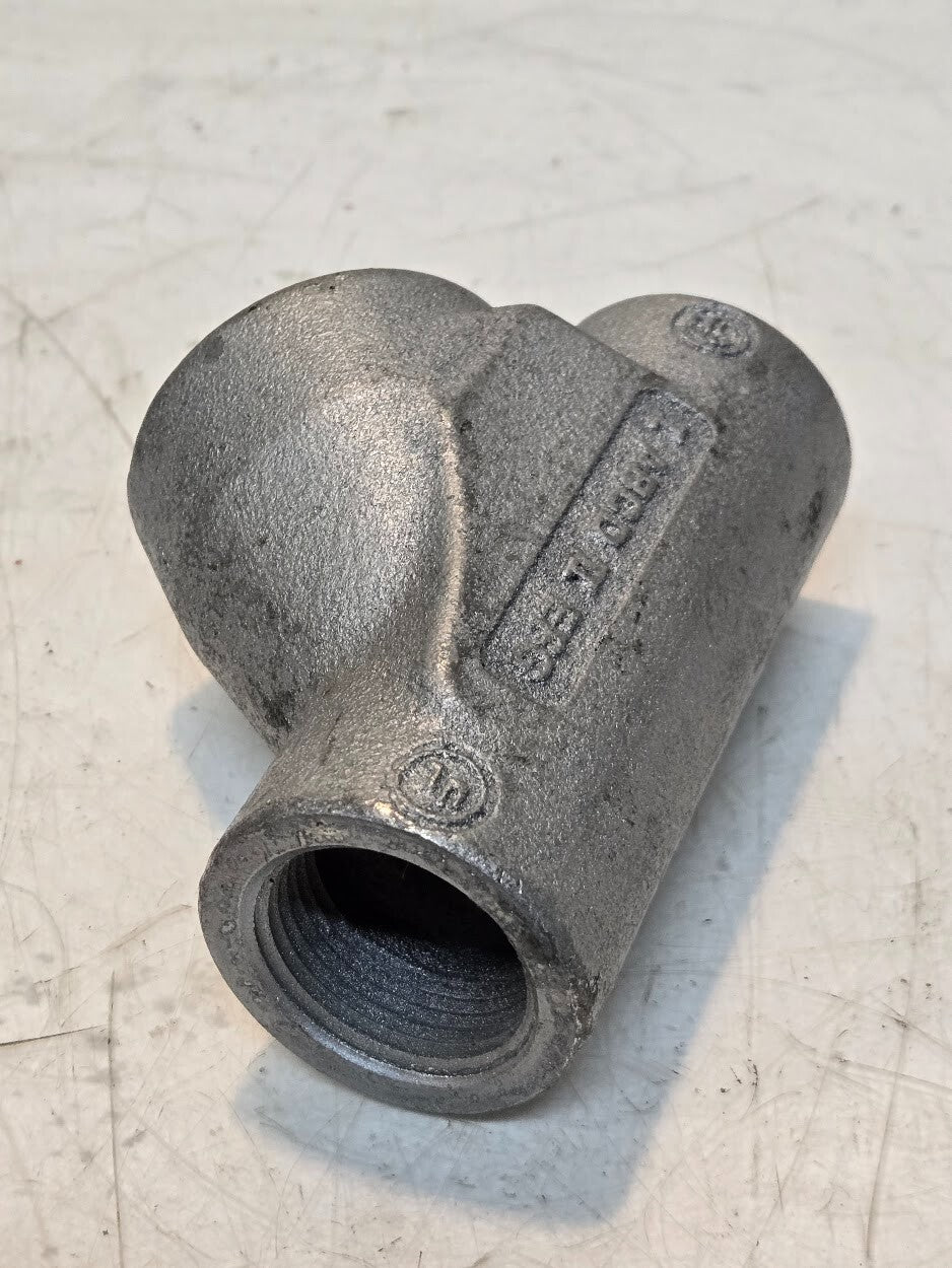 2 Quantity of Crouse-Hinds EYS3 1" Conduit Vertical Sealing Fitting (2 Quantity)