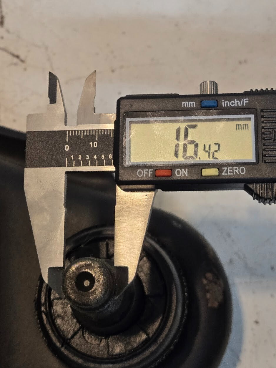 Lower Front Passenger Side Suspension Control Arm 337516 for GM 45D3261 | 14 BO1