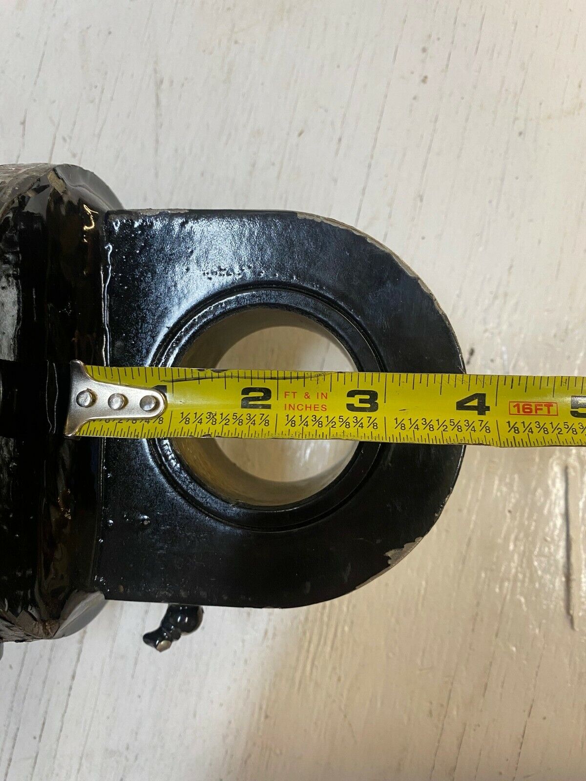 Heavy Equipment Hydraulic Cylinder 29" Long Compressed 5-3/4" Diameter