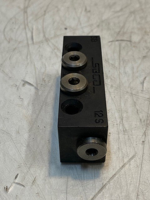 SBCO H12 Hydraulic Coupler Manifold Divider Valve SB 12S
