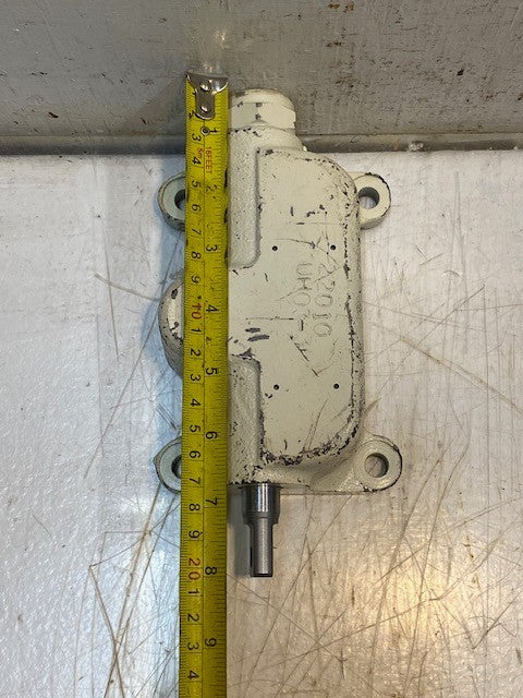 Hydraulic Master Cylinder Relief Valve Brake System 22010, UH03-3, 1122010X109