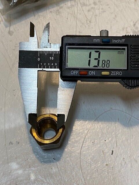 20 Qty of Burnett Brass 3/8 FGD Flare Nuts RN4E 14mm Thread 22mm OD (20 Qty)