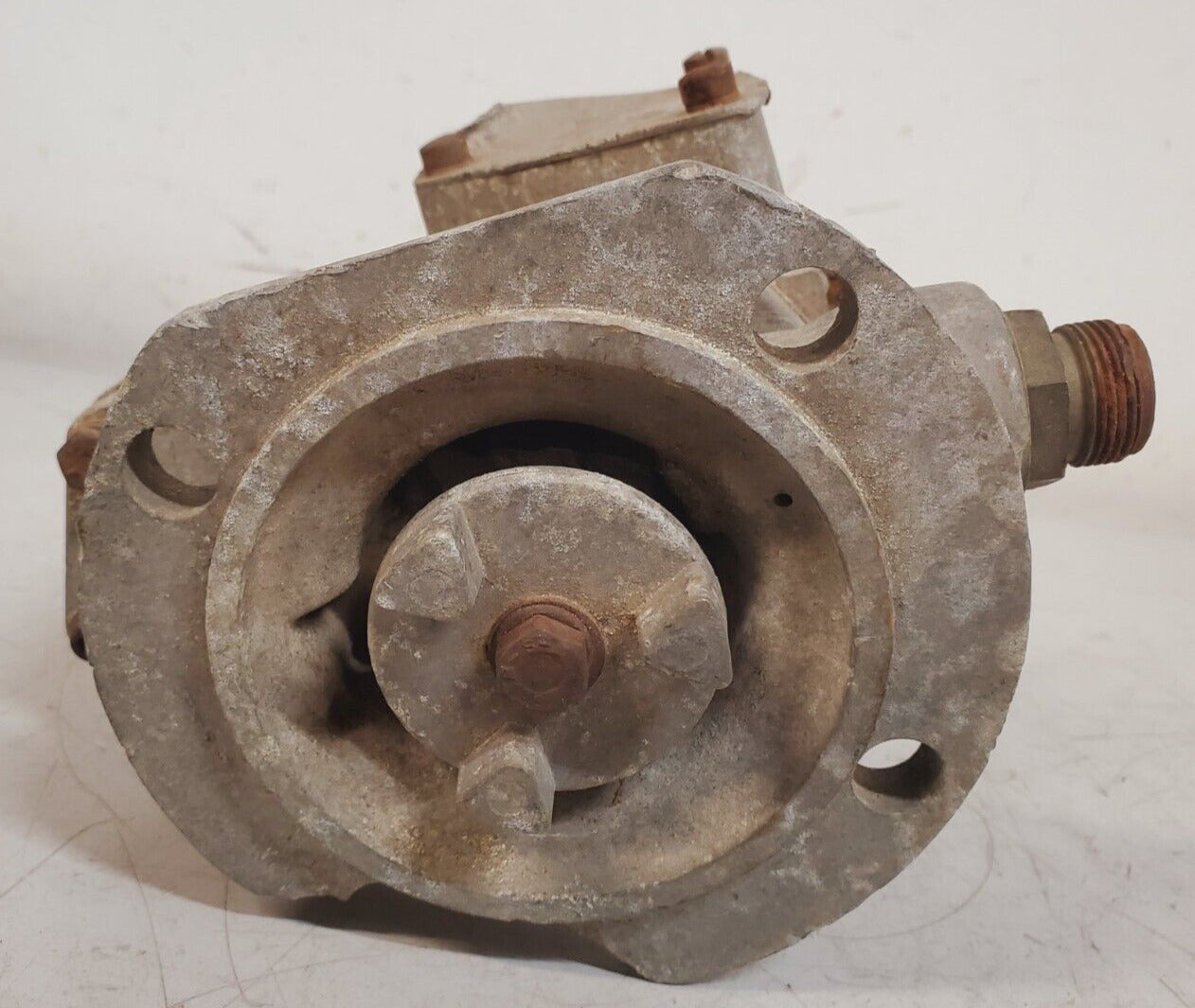 Cummins Fuel Injector Pump 217795 | ADCI-3/79 | 3028302 Damaged