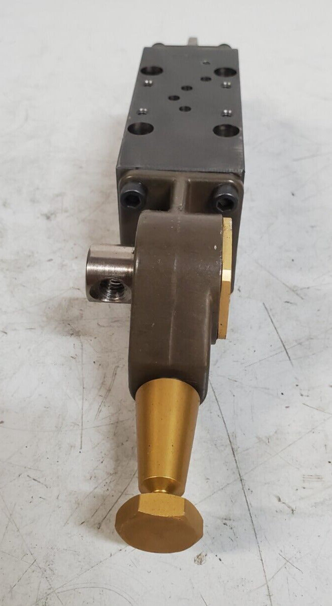 Surplus Manual Hydraulic Valve JA2LY