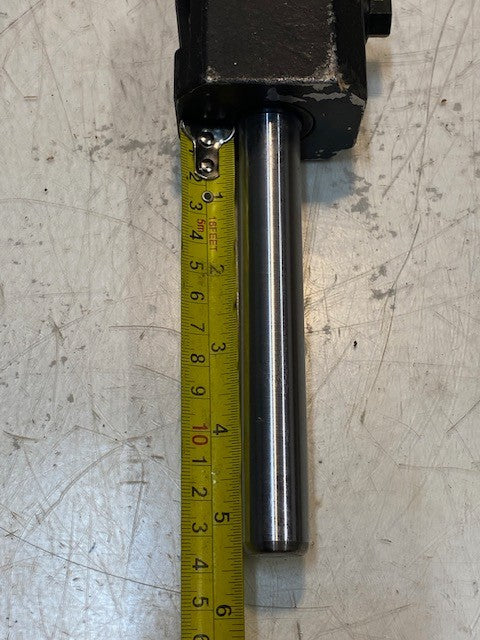 Hydraulic Side Shift Cylinder 22-1/2" Long 20mm Shaft 52mm OD