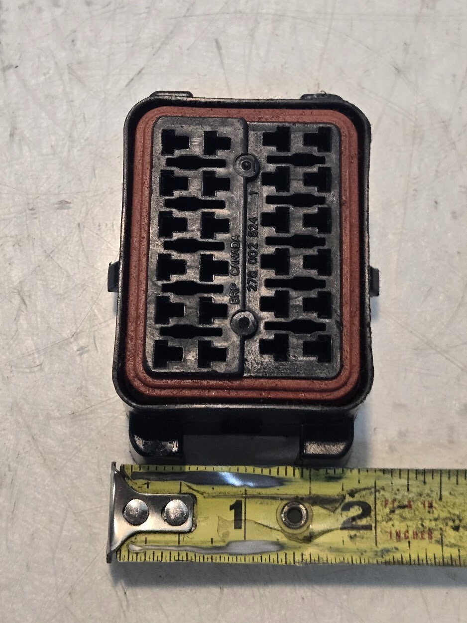 BRP Canada Case Assembly with Seal | 24 Position | 3 in x 2-1/4 in x 1-5/16 in
