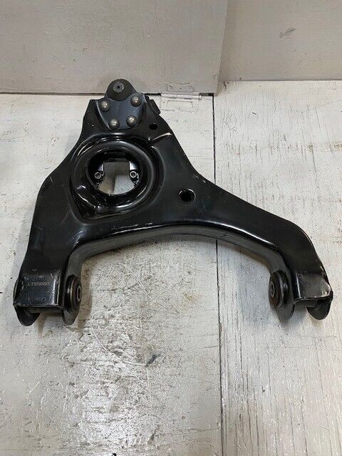 Control Arm & Ball Joint Assembly L73220282 LSYU29