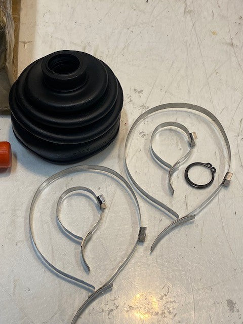 Mazda Boot Set F061-22-530B | 272-82L