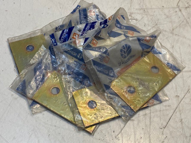 4 Quantity of New Holland Plates 81875398 | 2-5/8" L 1-1/2" W 8mm Holes (4 Qty)