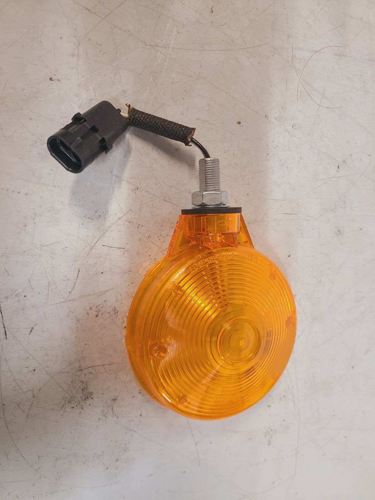 Truck-Lite Yellow Round Directional Light & Wire 13252