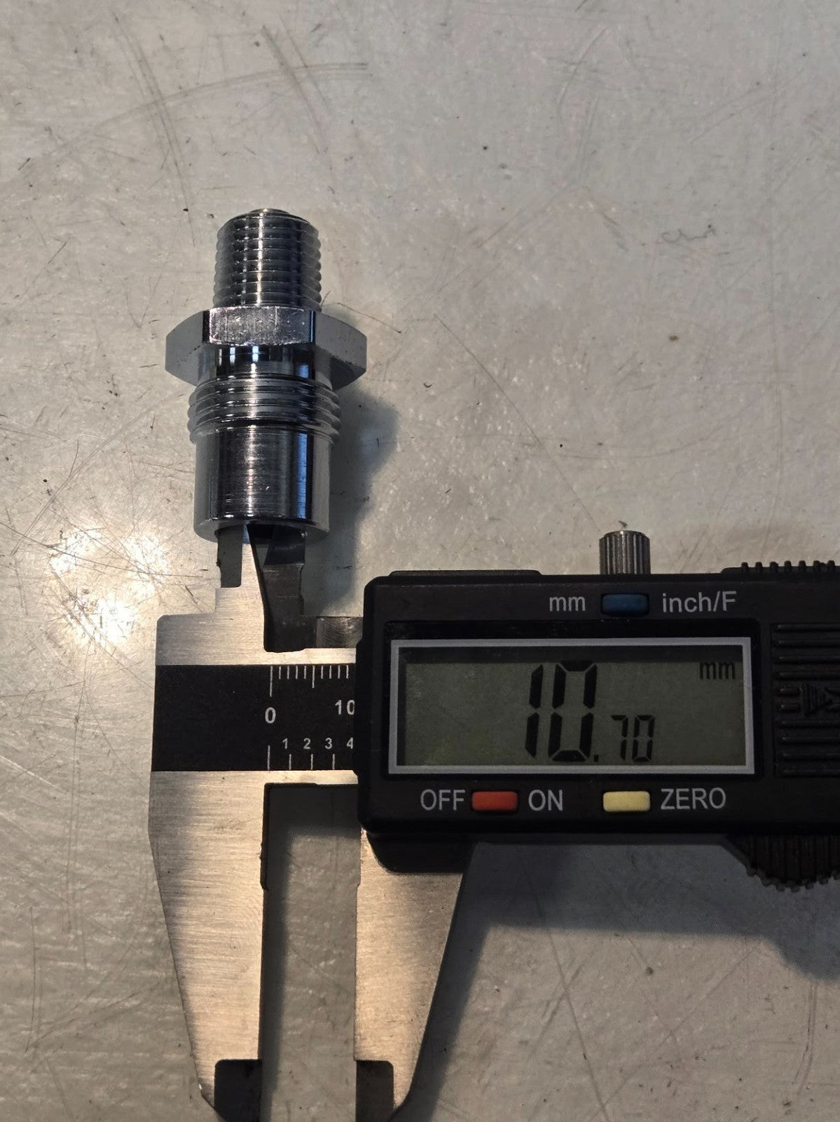 10 Quantity of Bay Corporation 1221-4DV DISS DV Adaptor 1/4" Male NPT (10 Qty)