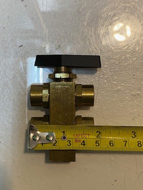 Abco Kantleak Multi-Port Stack Brass Valve Freon 134a, 404a, 410A 1000 PSIG 6996