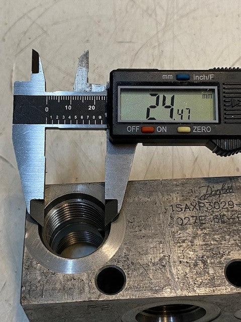 Danfoss Hydraulic Valve Manifold Block 1SAXP3029-6198 | 027E-6E-6198