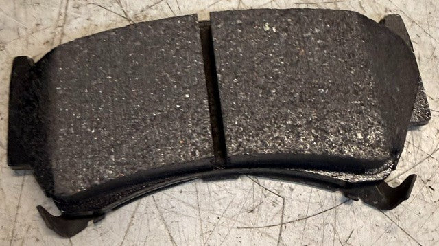 Box Of 4 Akebono ProACT Ultra-Premium Ceramic Brake Pads ACT668 Automotive Units