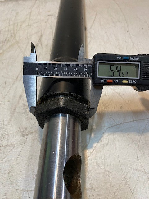 Hydraulic Cylinder 21" Long 25mm Bore 51mm Main Shaft 61mm OD 45mm End 38mm End