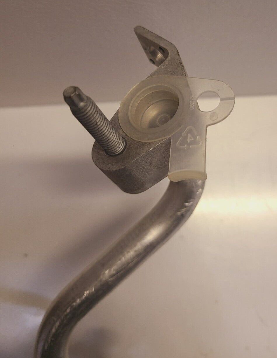 Air Conditioning Cooler Line Suction Hose Pipe 6804025AA | 42351D 352 12 1