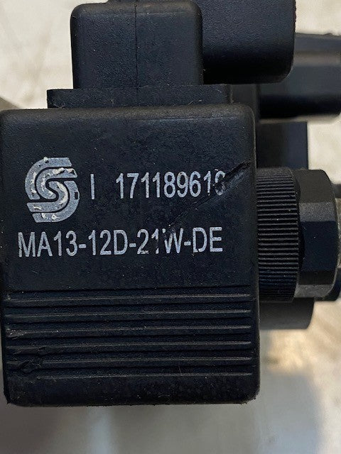 Sauer Danfoss Steering Valve CP12631 B | AE2911A | 223724 R2 | MA13-12D-21W-DE