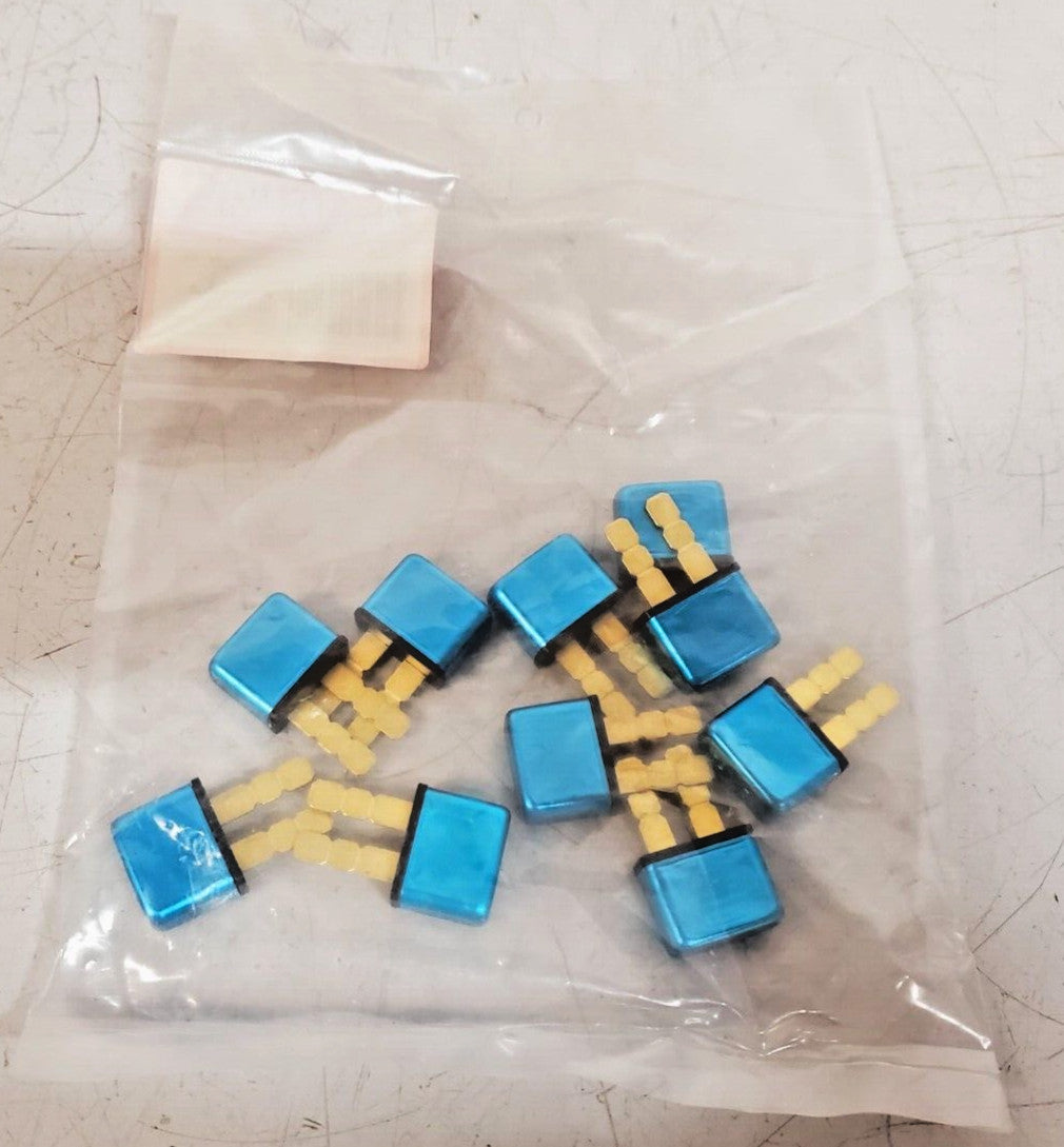 10 Quantity of Velvac Blue Blade Circuit Breakers | 12 V 15 Amp  091072 (10 Qty)