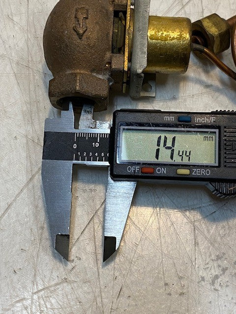 Pressure Actuated Water Regulating Valve 6" Long 2-7/16" Wide 14mm ID