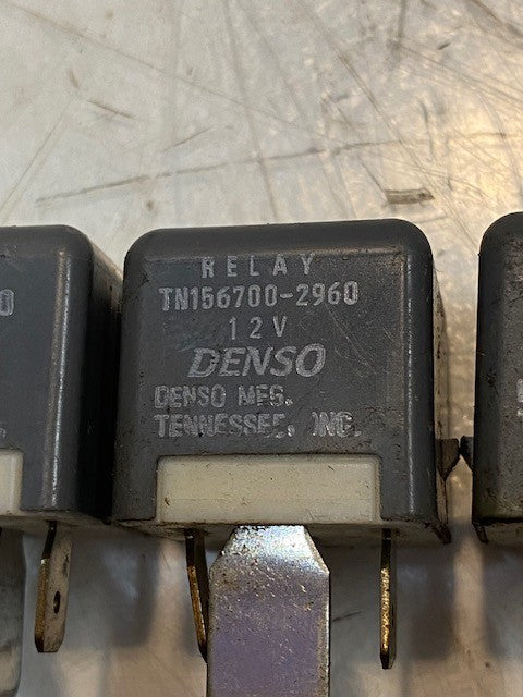 5 Quantity of Denso TN156700-2960 Power Relays 12V (5 Quantity)