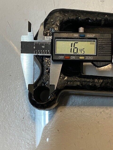 Adustable Clevis Hitch 12,000lb Capacity 6" L 4-1/2" W 3" D 21mm Pin Hole